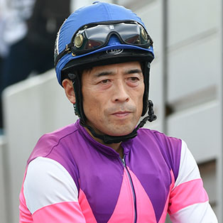 吉留 孝司 写真