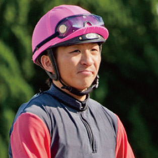 吉村 智洋 写真