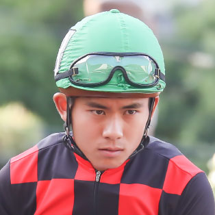 古岡 勇樹 写真