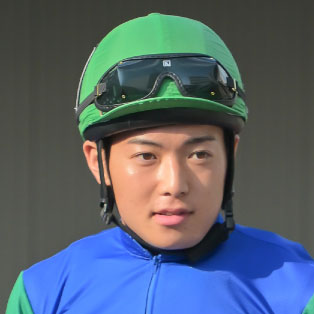 新原 周馬 写真