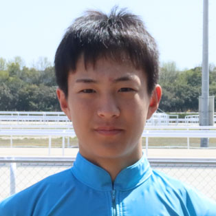 望月 洵輝 写真