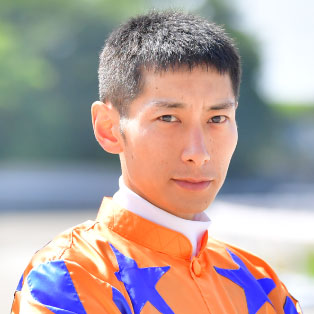 井口 裕貴 写真