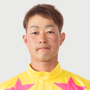 赤塚 健仁 写真