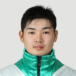 臼杵 龍美 写真