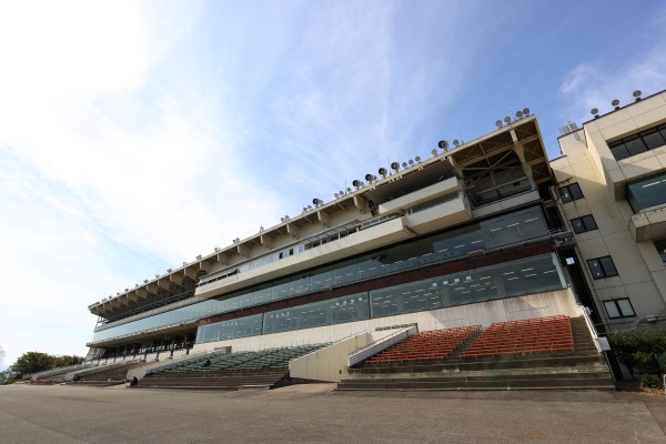 金沢競馬場 写真1