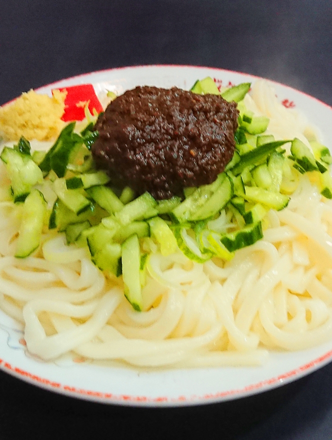 じゃじゃ麺